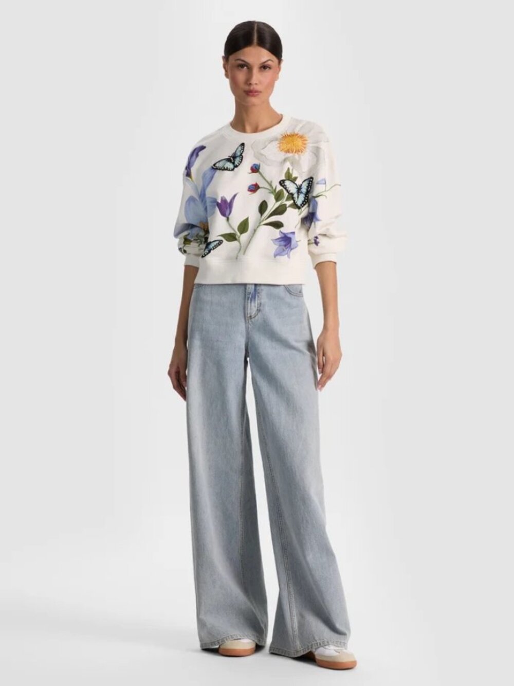 Alice & Olivia Russell embellished sweatshirt - Picture 2 of 7